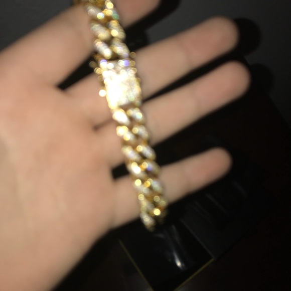 iced out cuban link 24 inch - Picture 5 of 7